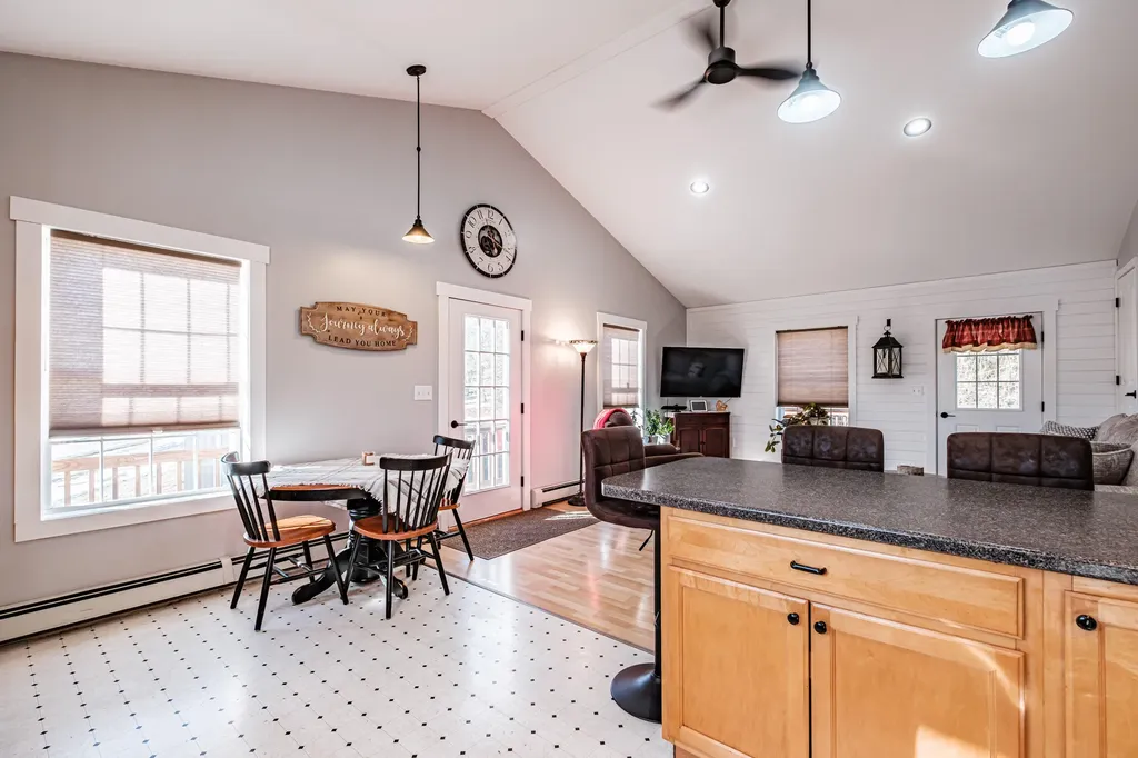 5 Cardinal Lane Windham ME 04062