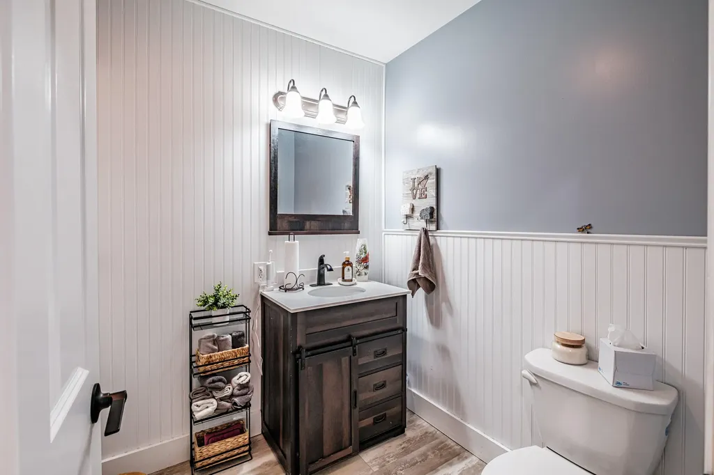 5 Cardinal Lane Windham ME 04062