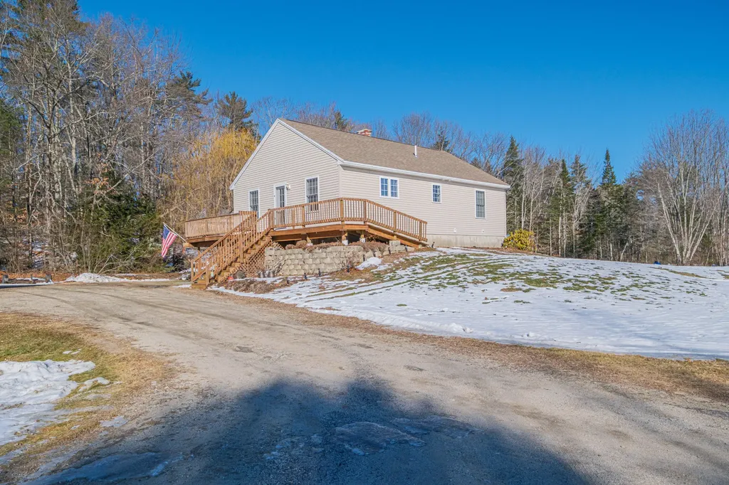 5 Cardinal Lane Windham ME 04062