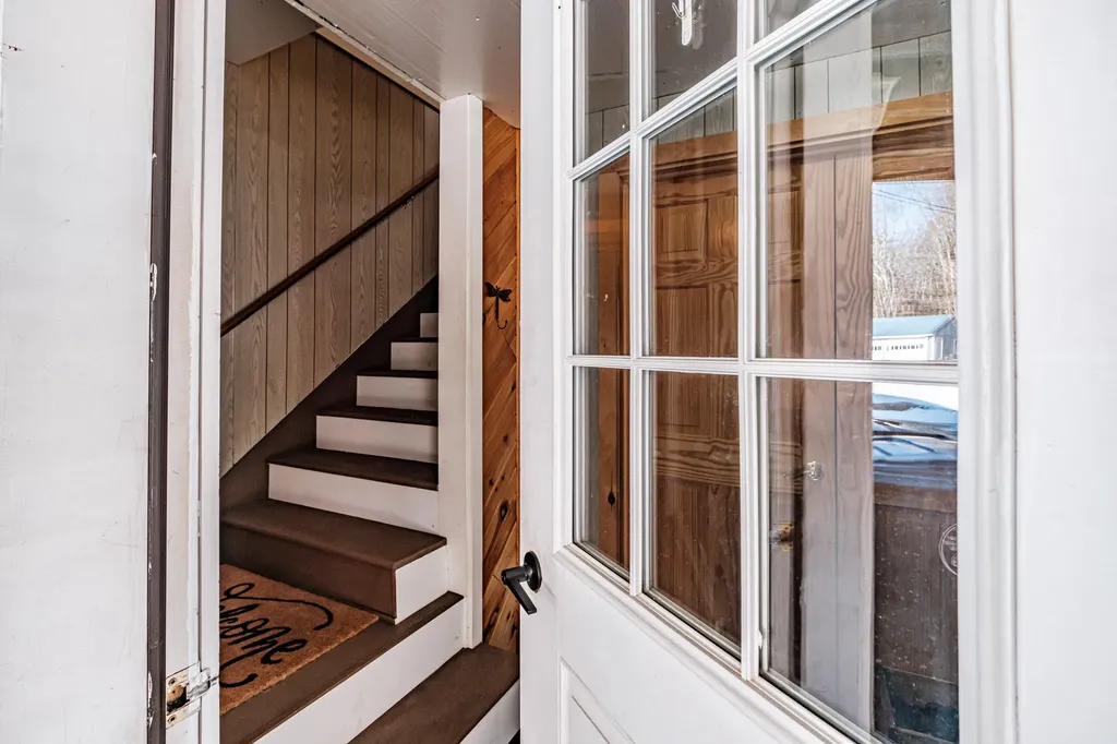5 Cardinal Lane Windham ME 04062