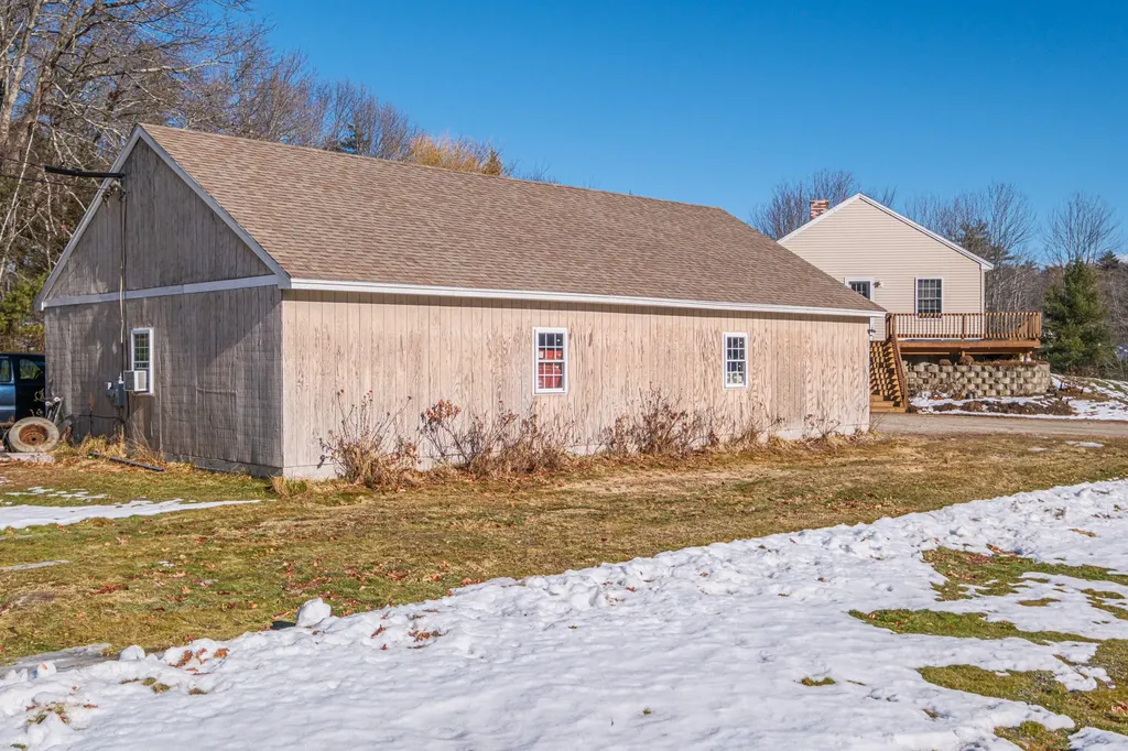 5 Cardinal Lane Windham ME 04062