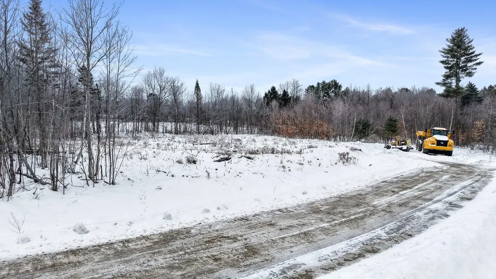 Lot 8 Sierrahs Way Sidney ME 04330