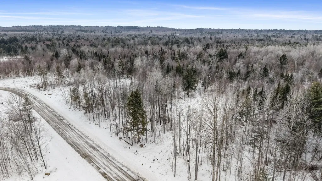 Lot 5 Sierrahs Way Sidney ME 04330