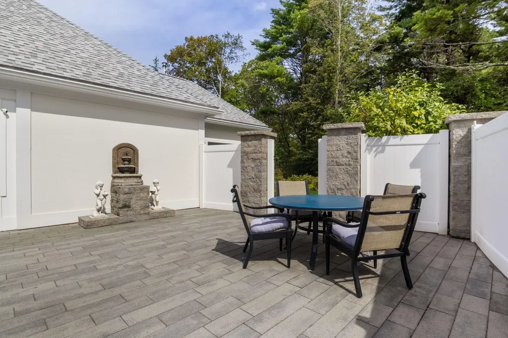 67 Cherry Lane Ogunquit ME 03907