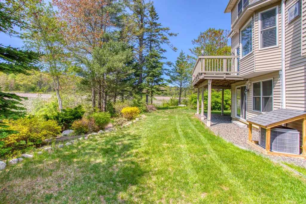 30 Village Court Boothbay Harbor ME 04538