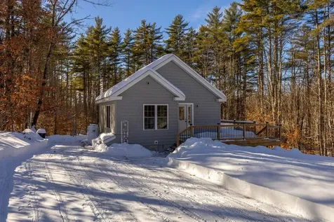 198 Senator Black Road Baldwin ME 04091