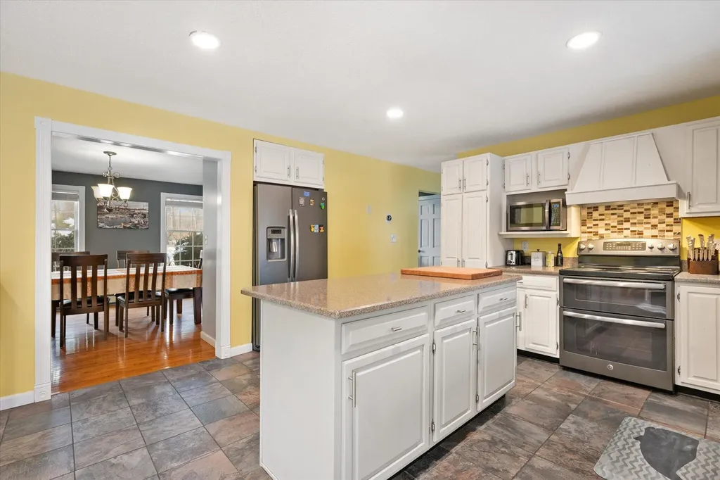 130 Miller Road Hampden ME 04444