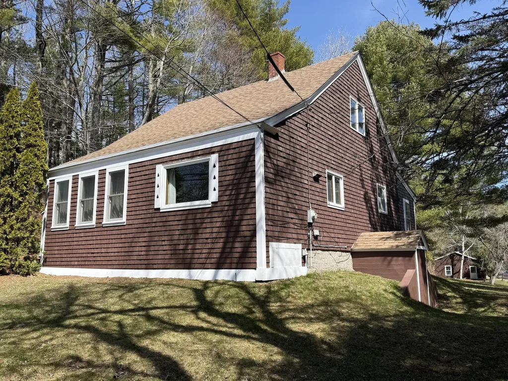 949 Depot Street Waldoboro ME 04572