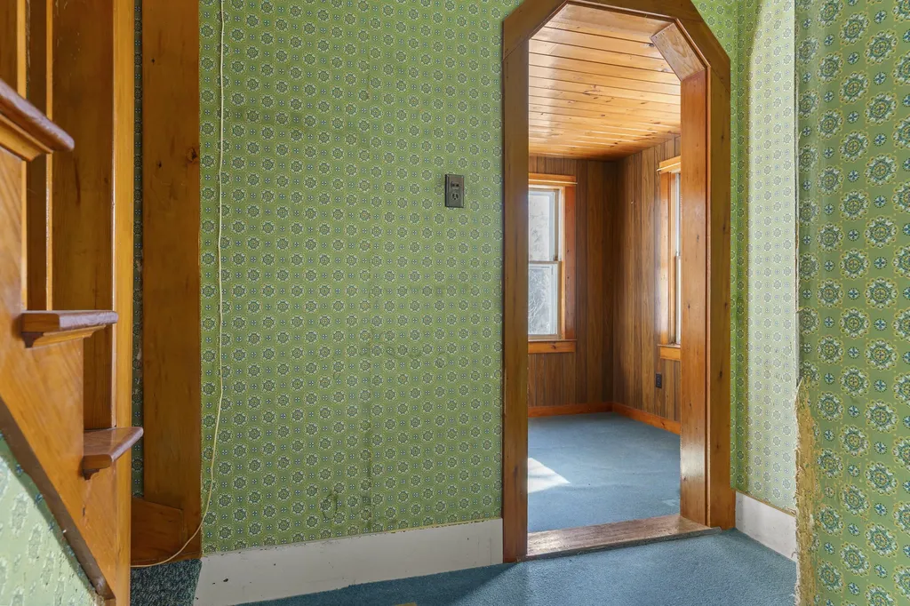 949 Depot Street Waldoboro ME 04572