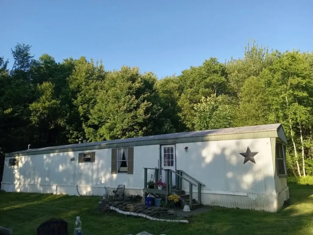 625 Plains Road Readfield ME 04355
