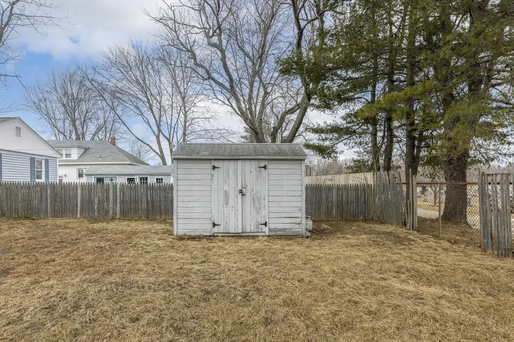 136 Dawson Street South Portland ME 04106