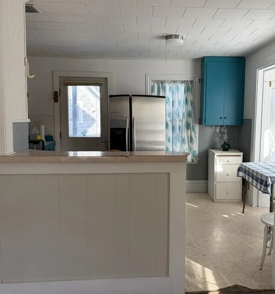 11 Cottage Street Vinalhaven ME 04863