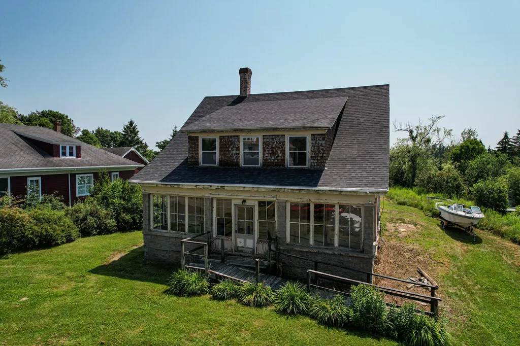 1236 Main Street Harrington ME 04643