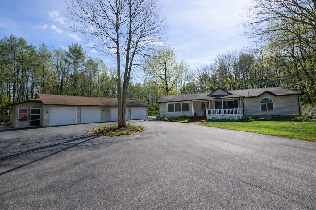 1523 North Road North Yarmouth ME 04097