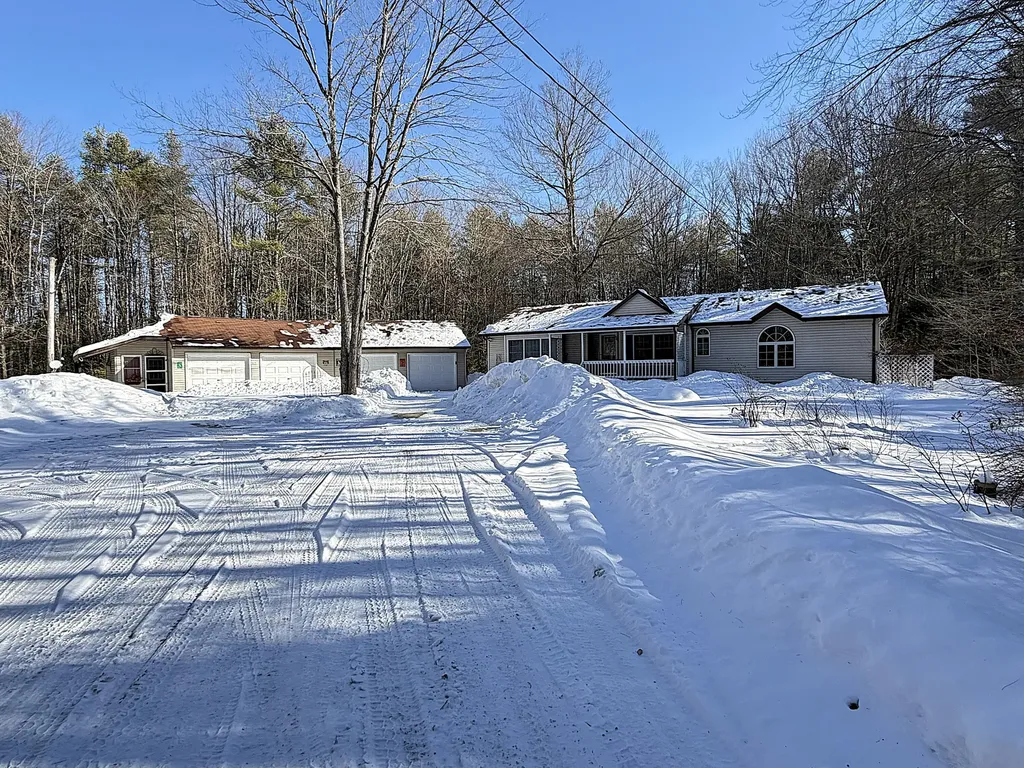 1523 North Road North Yarmouth ME 04097