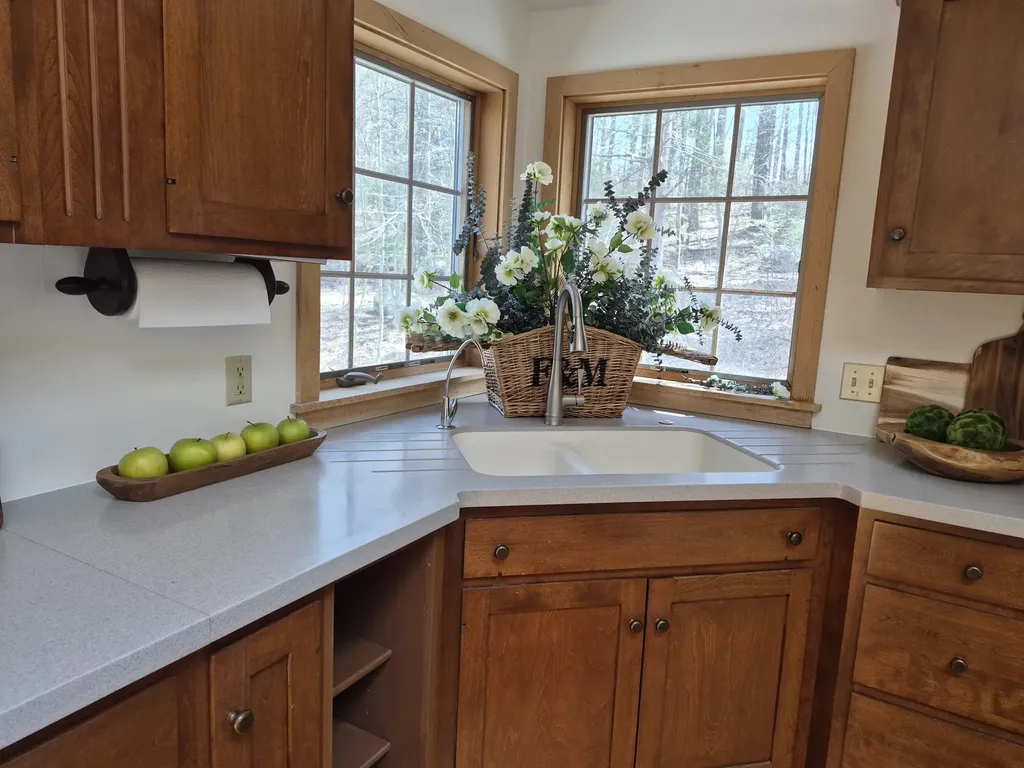 31 Clay Hill Road York ME 03902