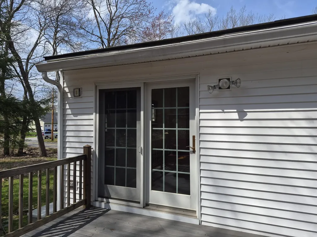 31 Clay Hill Road York ME 03902