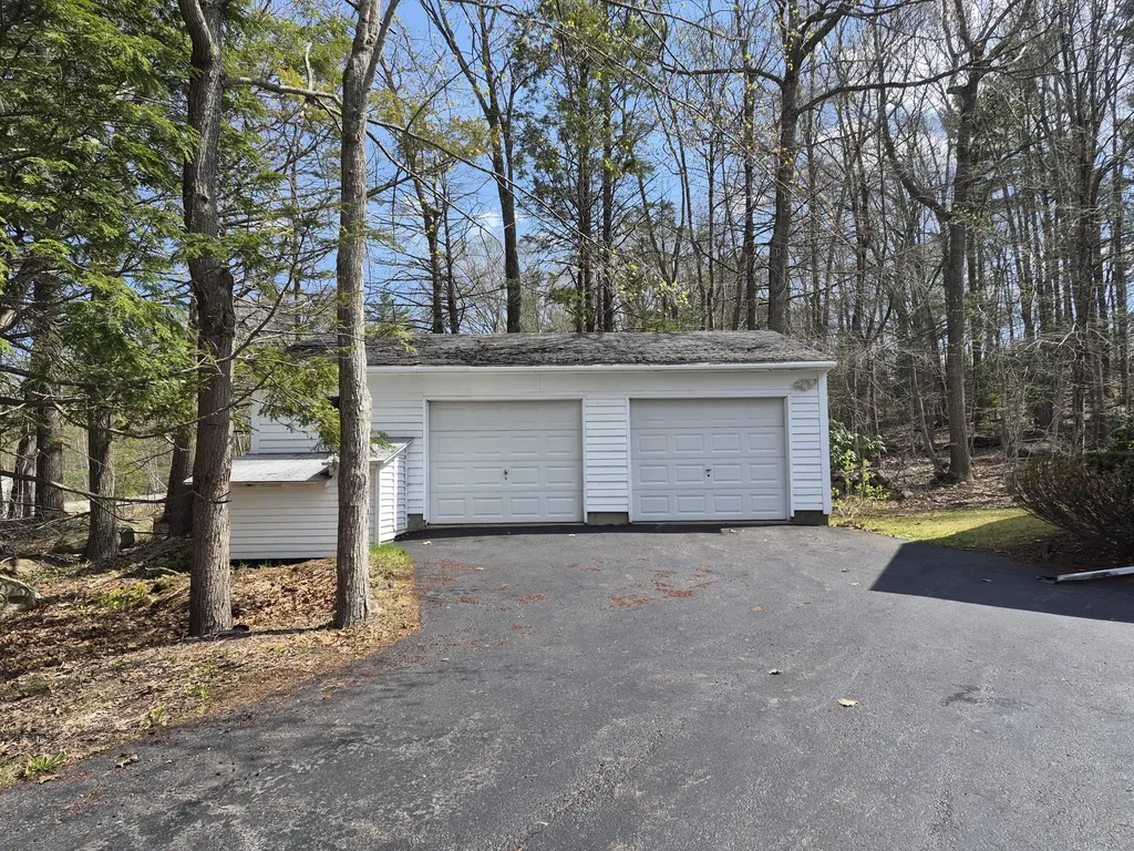31 Clay Hill Road York ME 03902