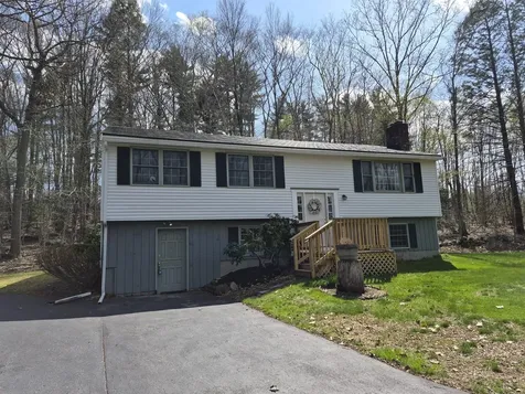 31 Clay Hill Road York ME 03902