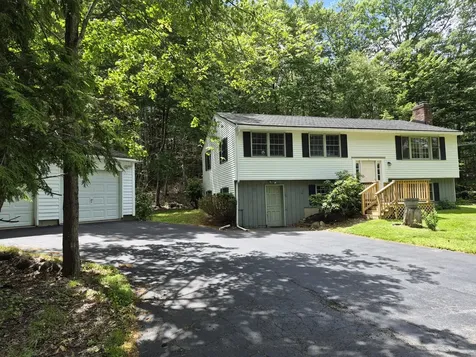 31 Clay Hill Road York ME 03902