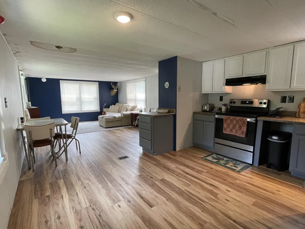 19 Aspen Circle Kittery ME 03904