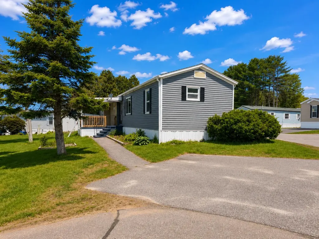 204 Wickham Way Westbrook ME 04092