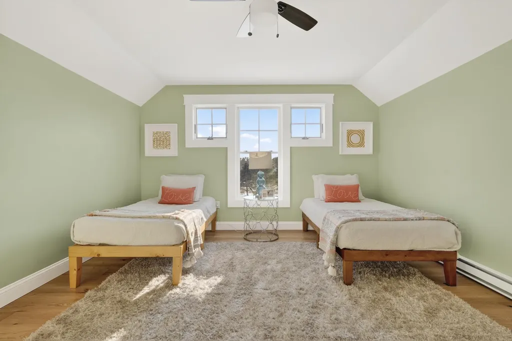 10 Stockholm Drive Cumberland ME 04021