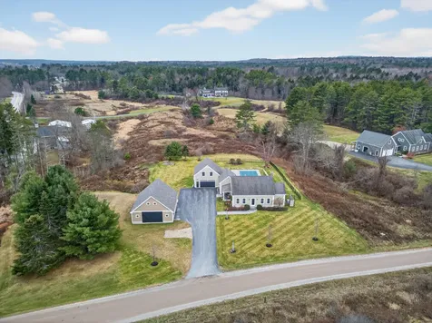 10 Stockholm Drive Cumberland ME 04021