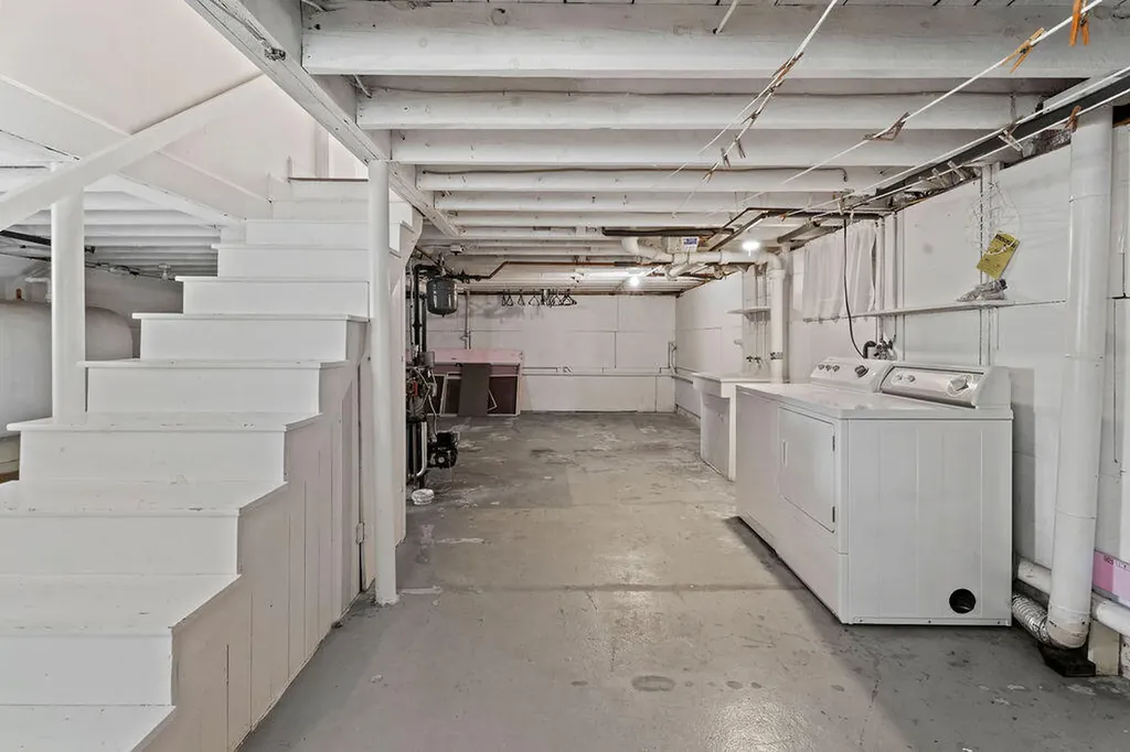 50 Hudson Avenue Guilford ME 04443