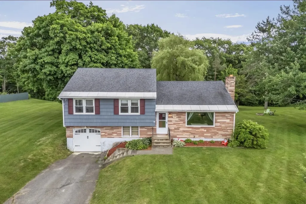 109 Water Street Guilford ME 04443