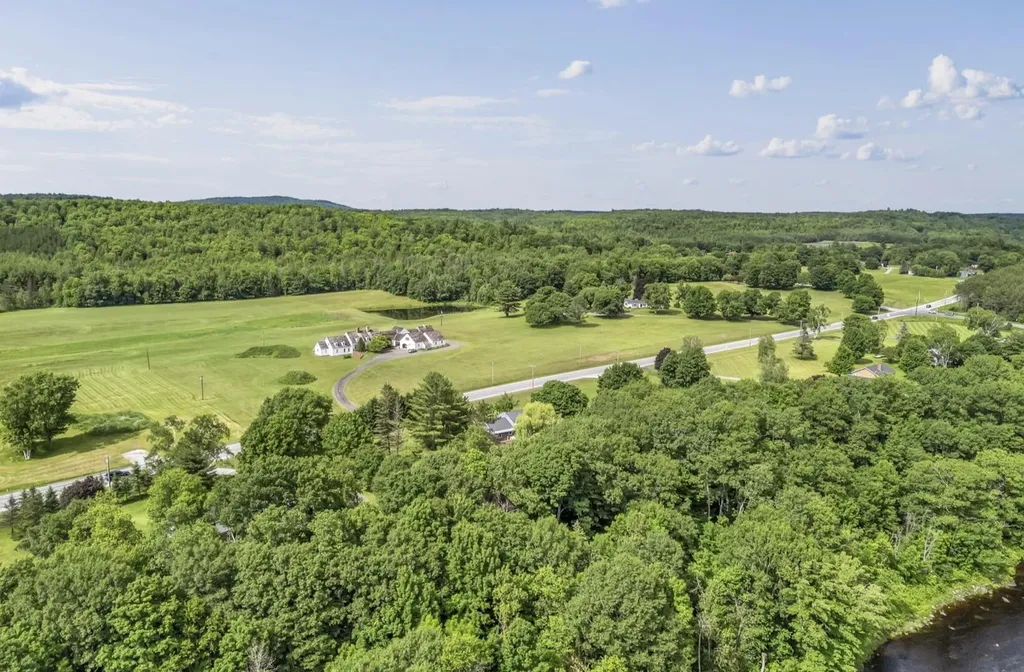 109 Water Street Guilford ME 04443