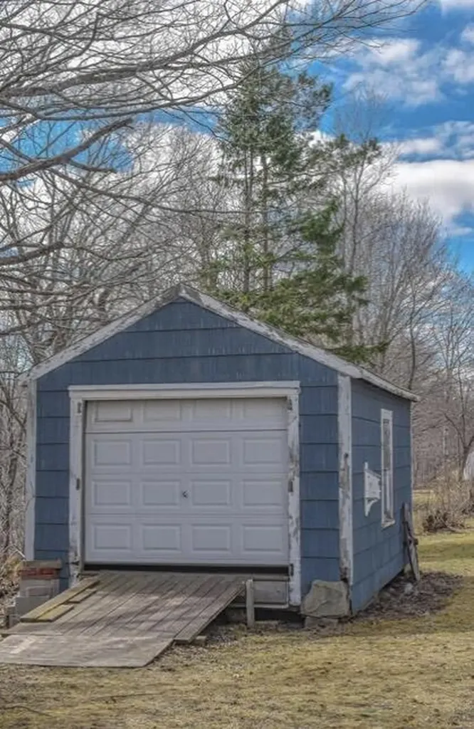 109 Water Street Guilford ME 04443