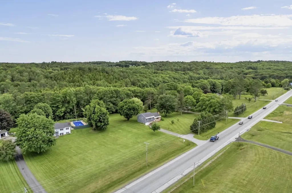 109 Water Street Guilford ME 04443