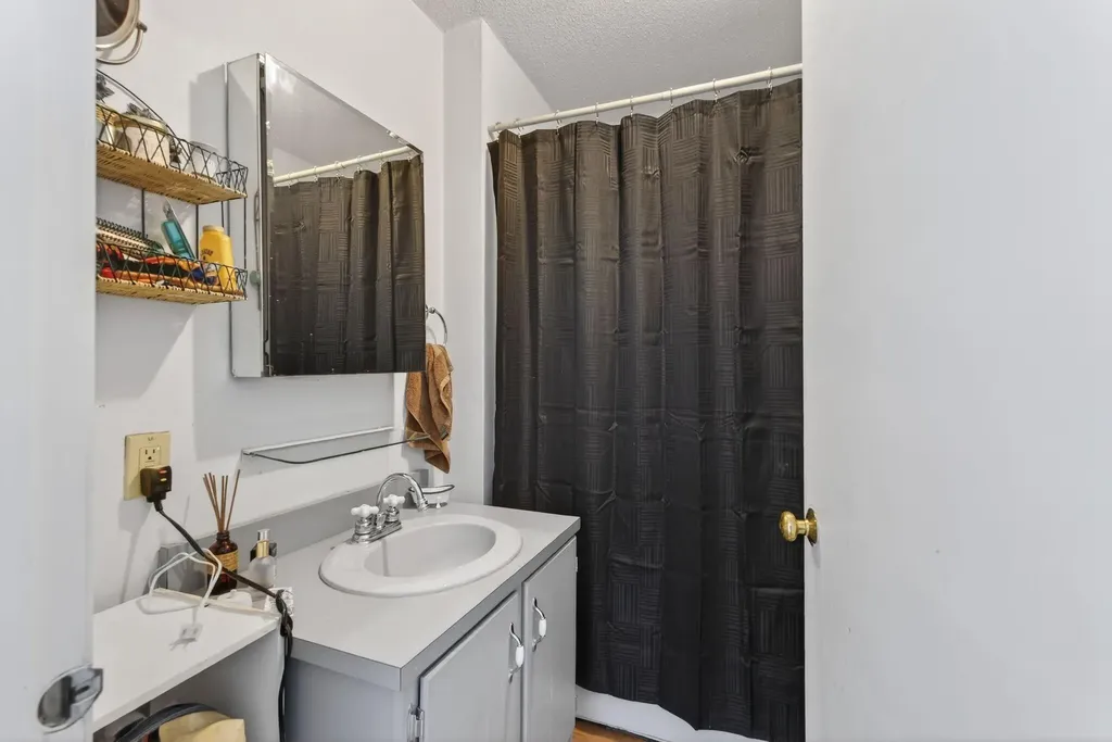 6 - 8 Saint Lawrence Street Portland ME 04101