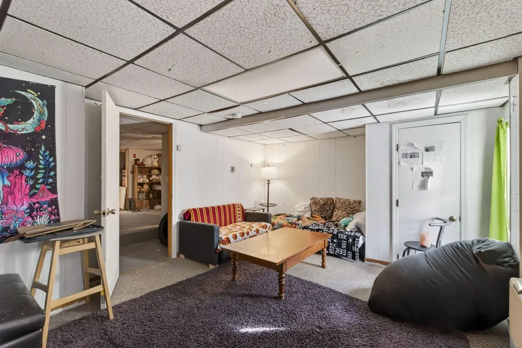 6 - 8 Saint Lawrence Street Portland ME 04101
