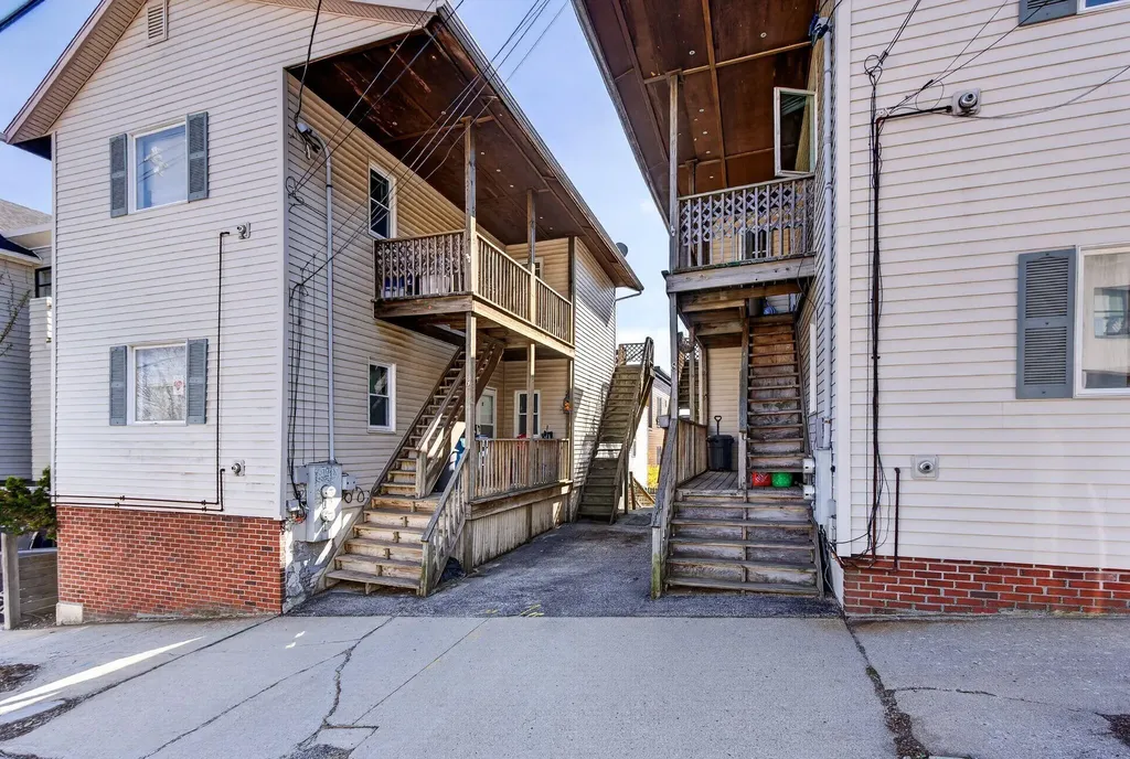 6 - 8 Saint Lawrence Street Portland ME 04101