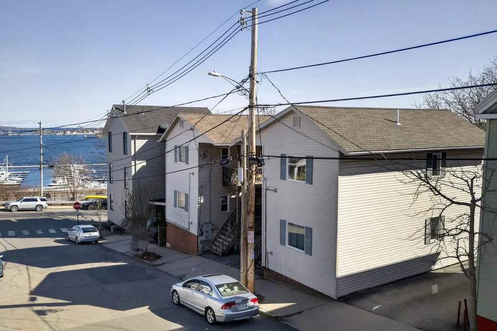 6 - 8 Saint Lawrence Street Portland ME 04101