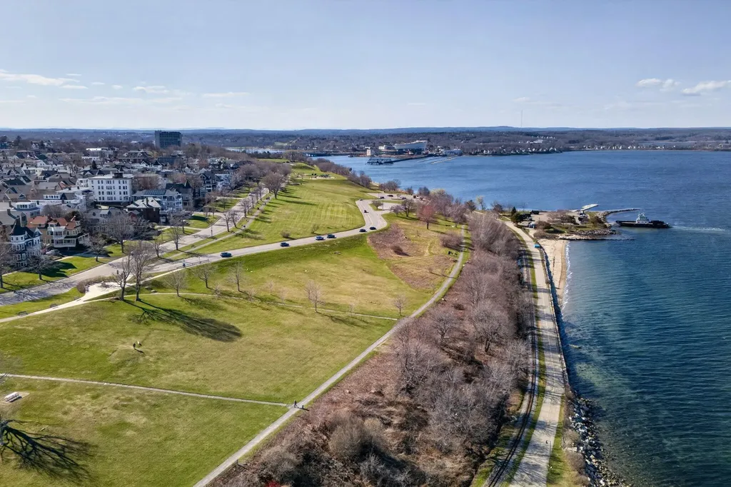 6 - 8 Saint Lawrence Street Portland ME 04101