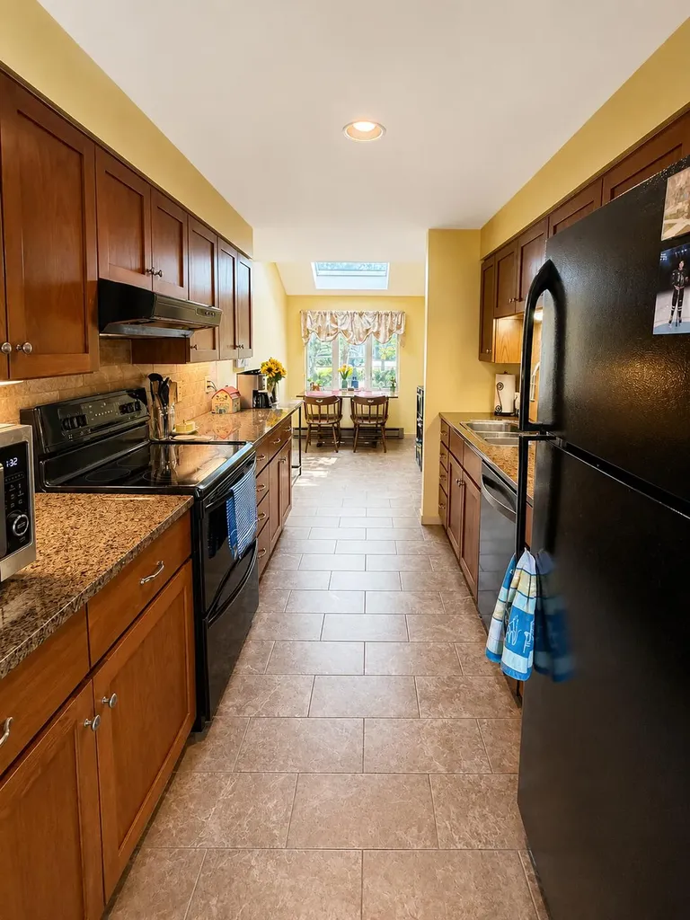 23 Clifford Road Naples ME 04055