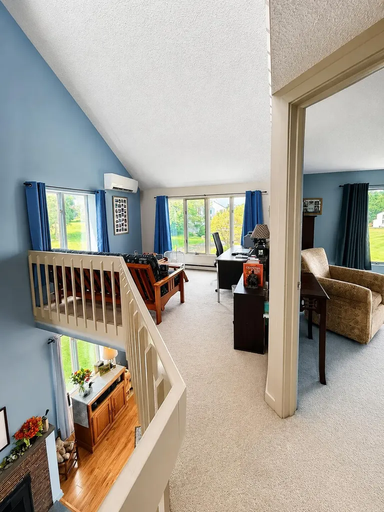 23 Clifford Road Naples ME 04055