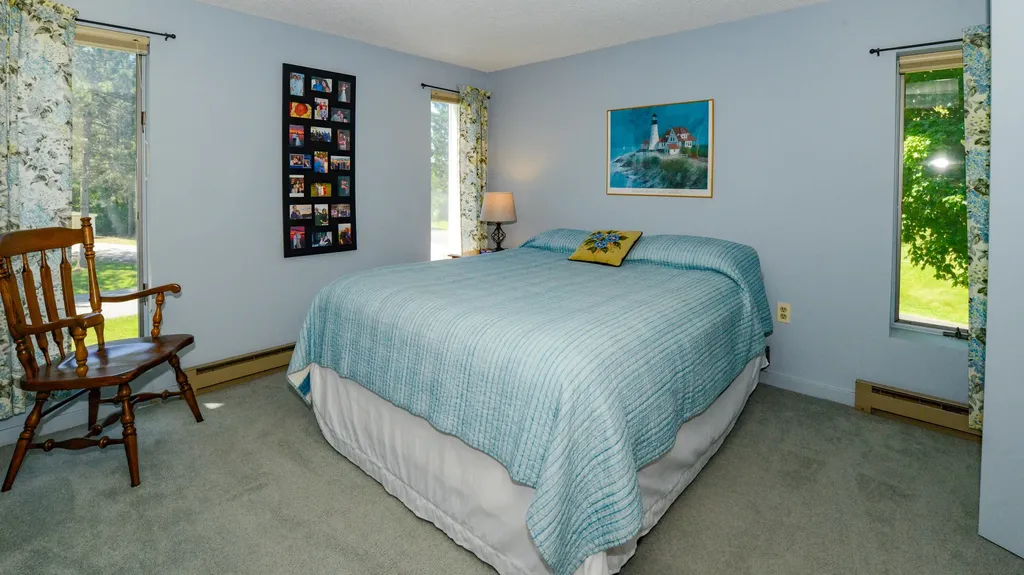 23 Clifford Road Naples ME 04055