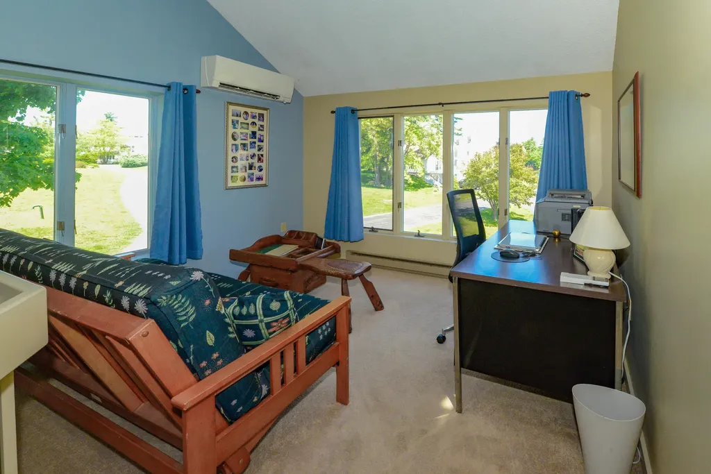 23 Clifford Road Naples ME 04055