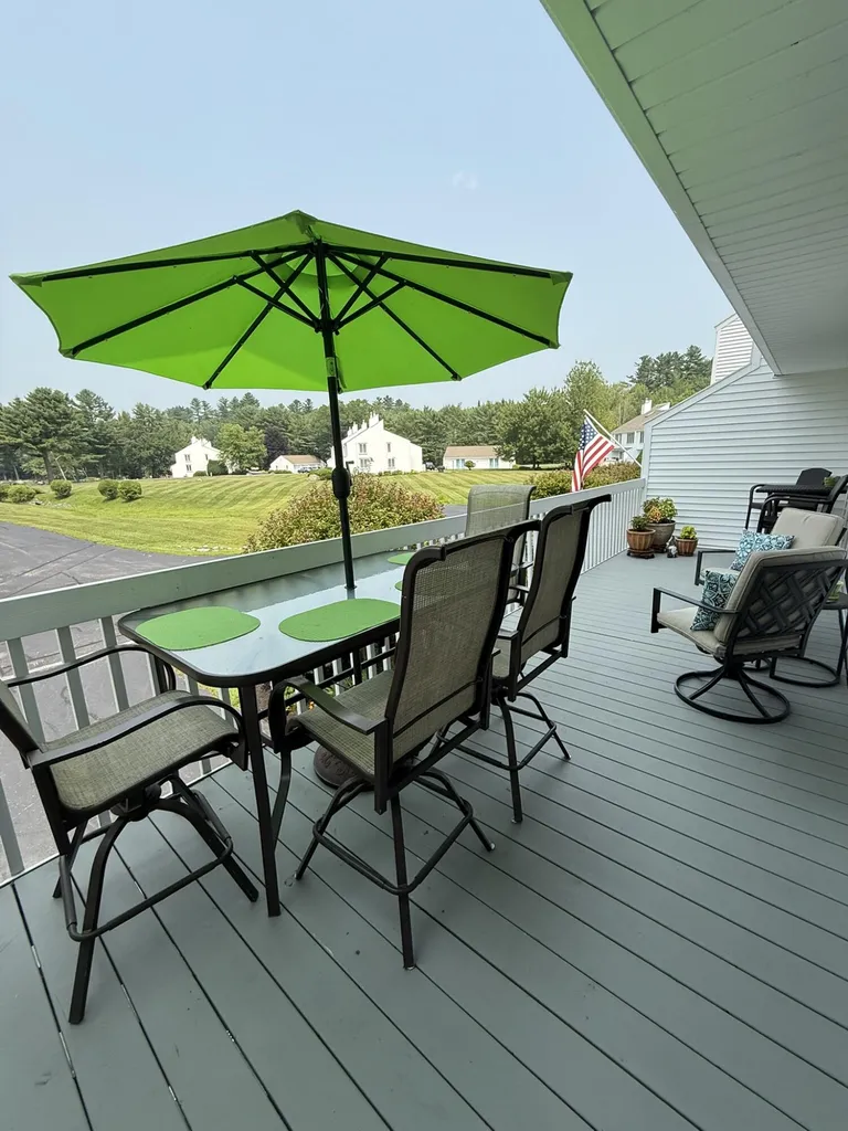 23 Clifford Road Naples ME 04055