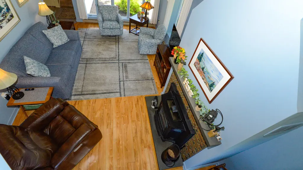 23 Clifford Road Naples ME 04055