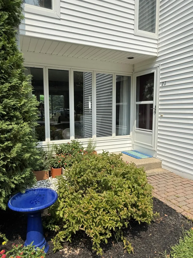 23 Clifford Road Naples ME 04055