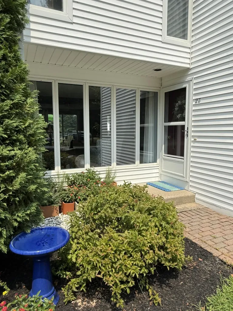 23 Clifford Road Naples ME 04055