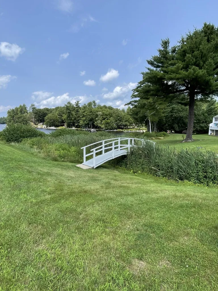 23 Clifford Road Naples ME 04055