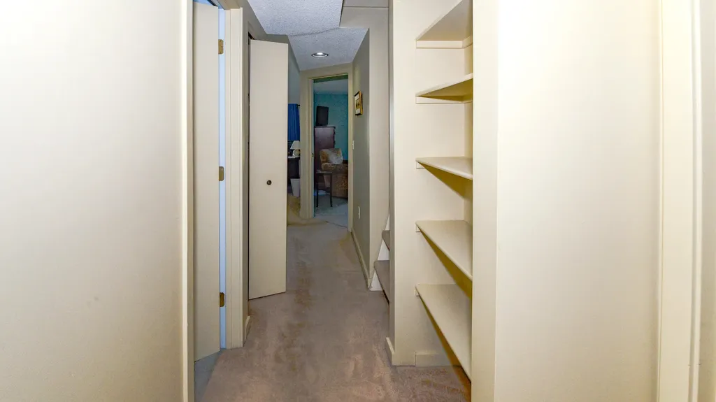 23 Clifford Road Naples ME 04055