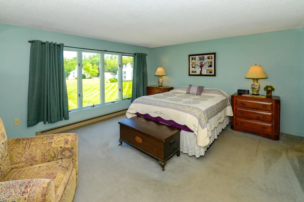 23 Clifford Road Naples ME 04055