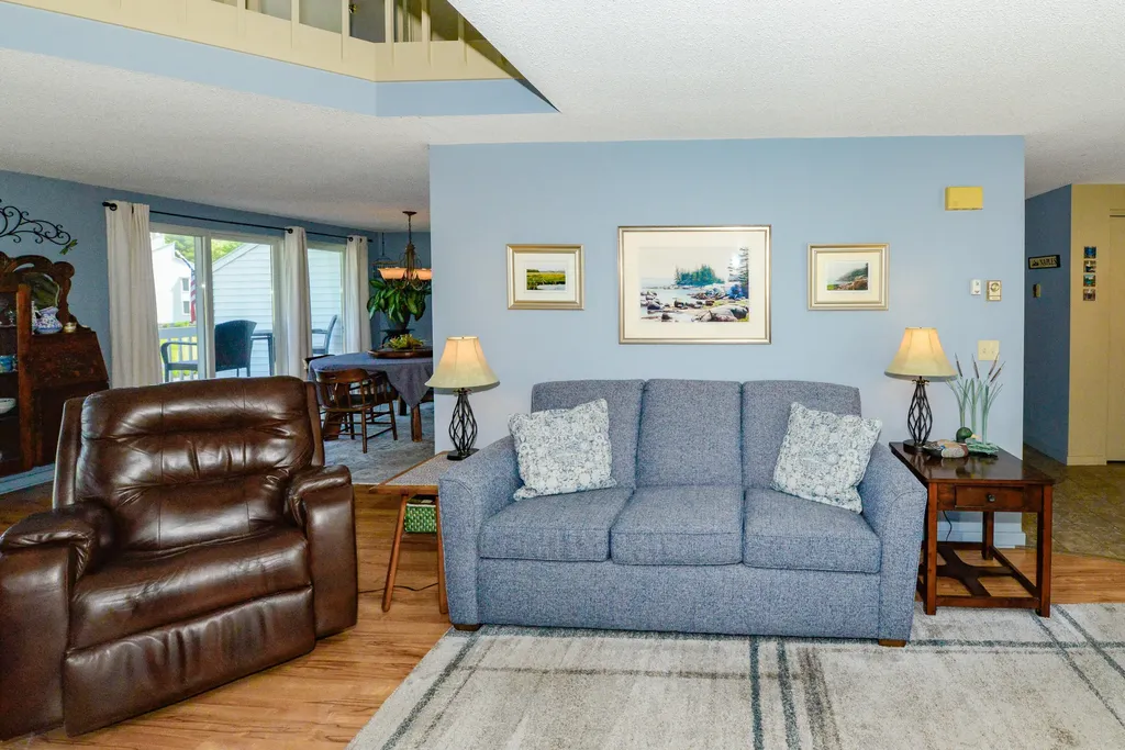 23 Clifford Road Naples ME 04055